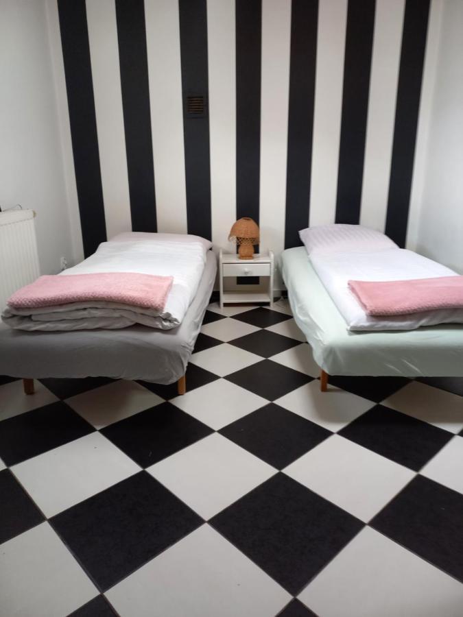 U Bola Appartement Debrzno Buitenkant foto